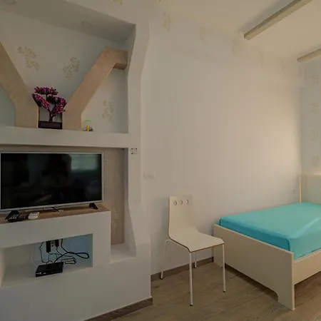 Angjelo Hotel 3*