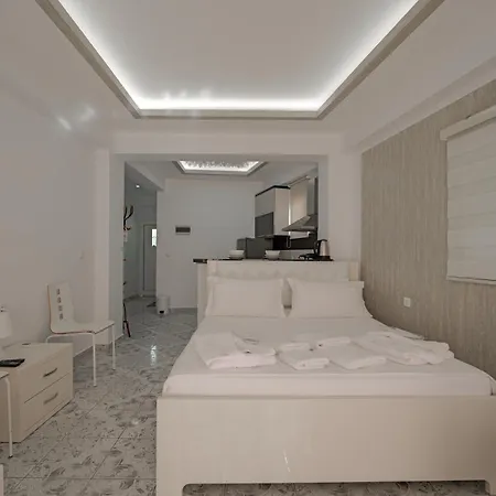 Angjelo Hotell Borsh