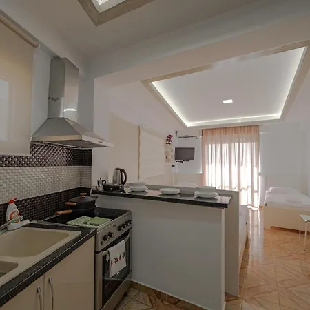Hotel Angjelo 3*